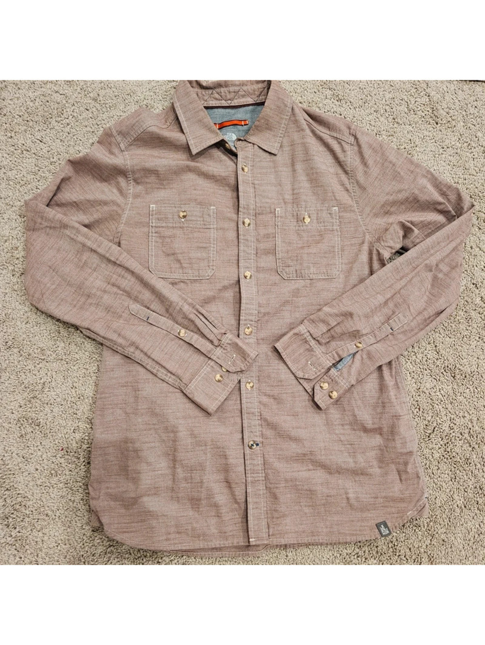 The North Face Men’s Medium Brown Taupe Long Sleeve Button Up